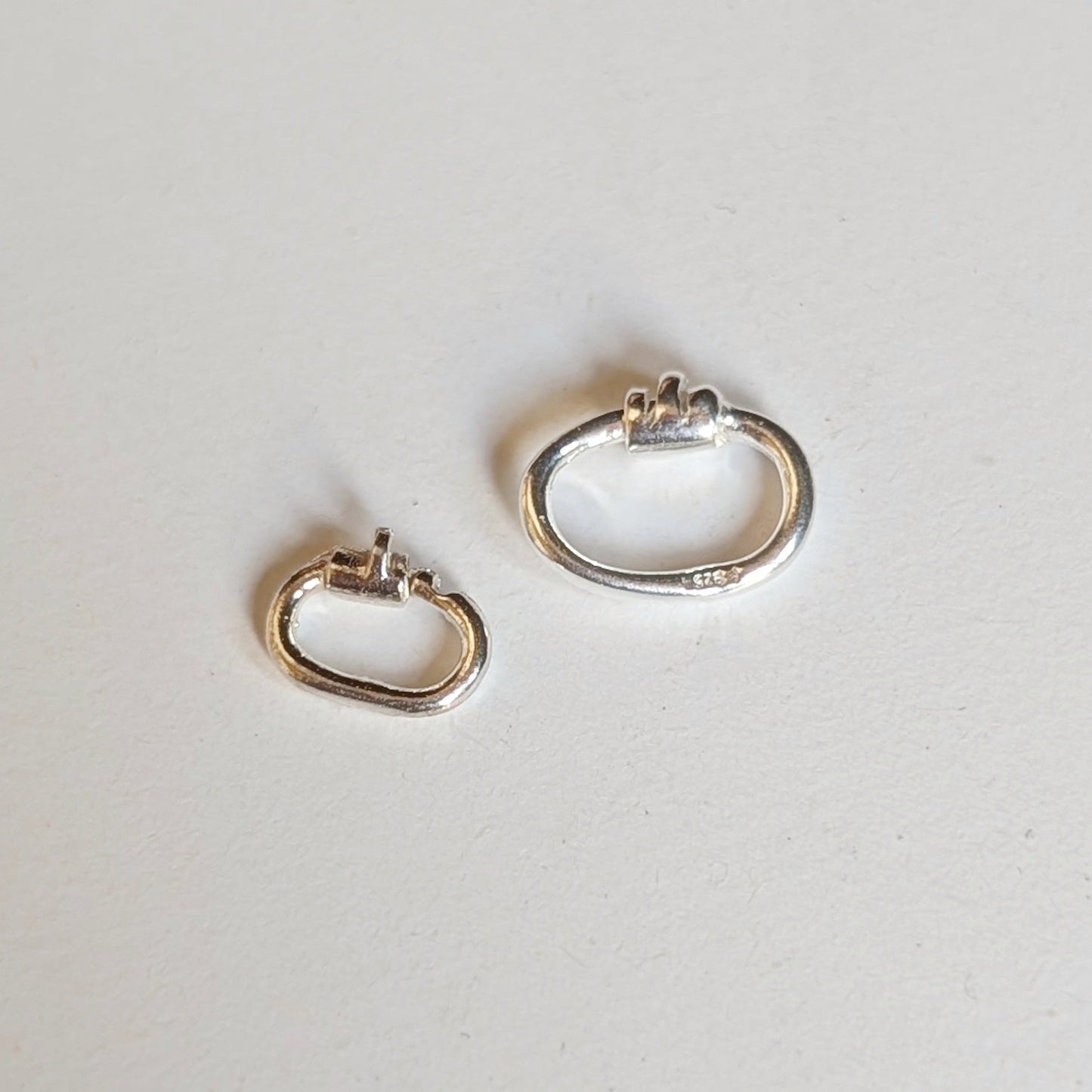 Extra love link lock - M. Elizabeth Jewellery