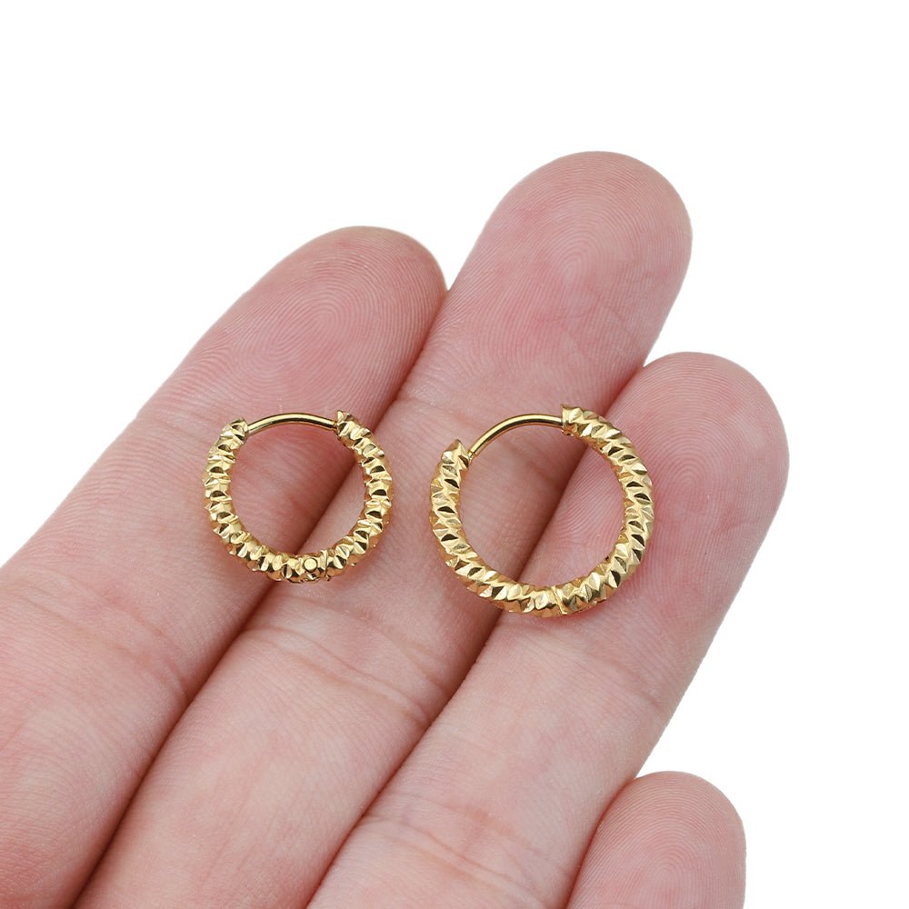 Mini textured gold hoop earrings - M. Elizabeth